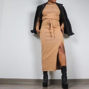 BELTED SIDE-SPLIT DRESS